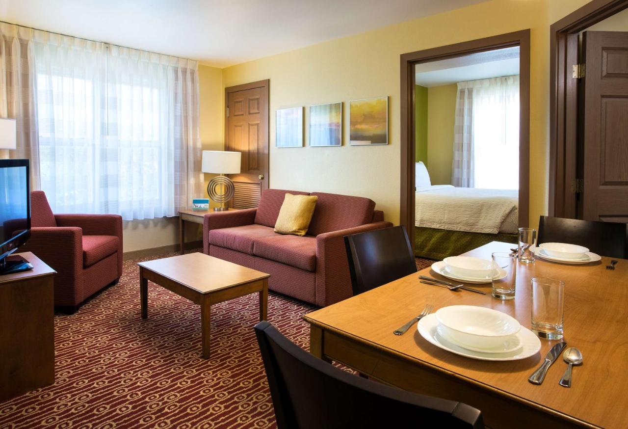 Sonesta Simply Suites Detroit Novi Esterno foto