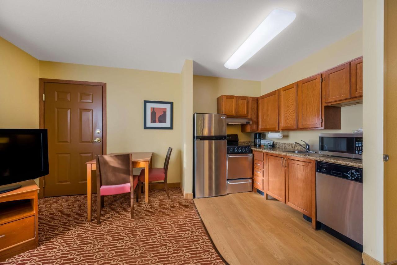 Sonesta Simply Suites Detroit Novi Esterno foto