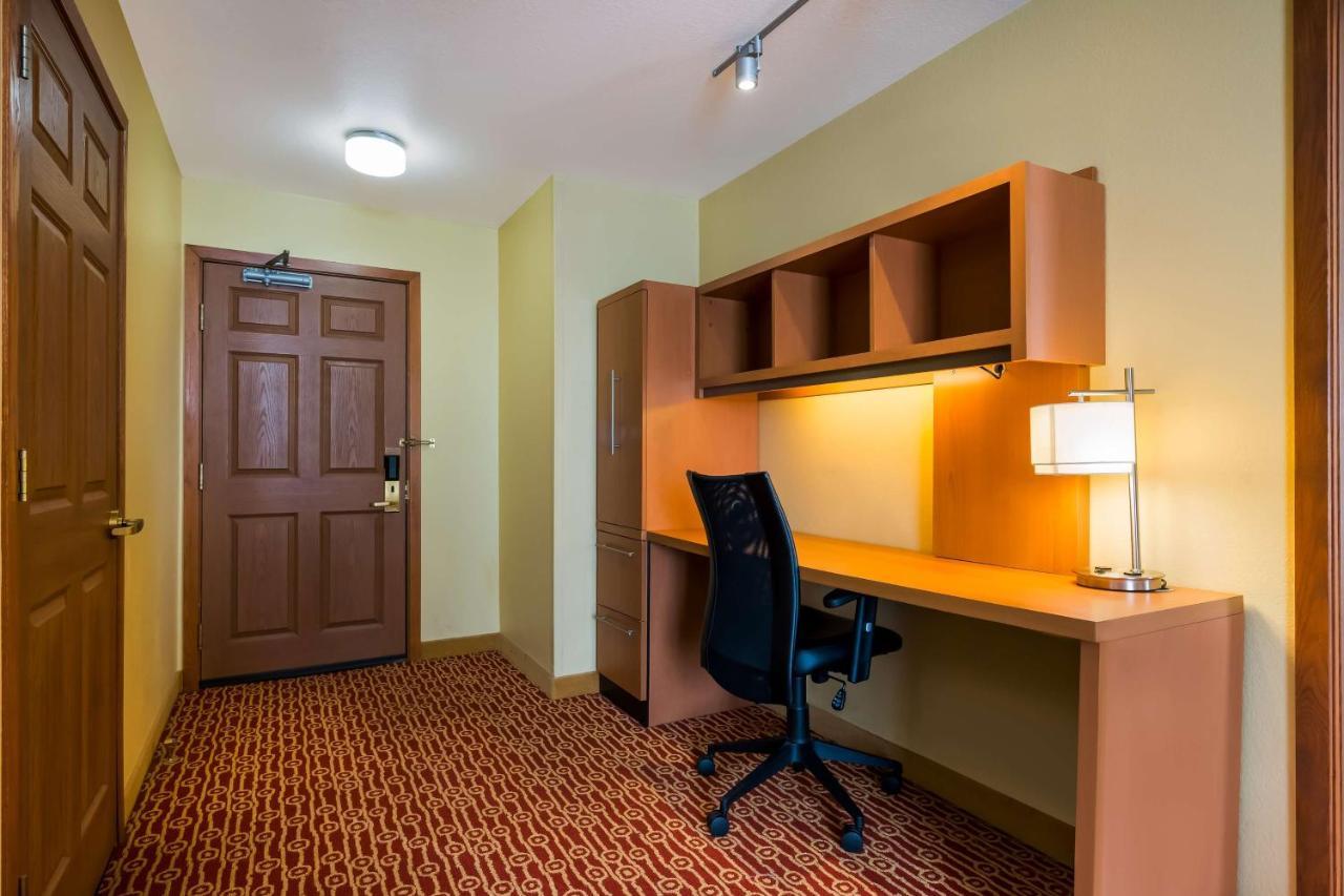 Sonesta Simply Suites Detroit Novi Esterno foto